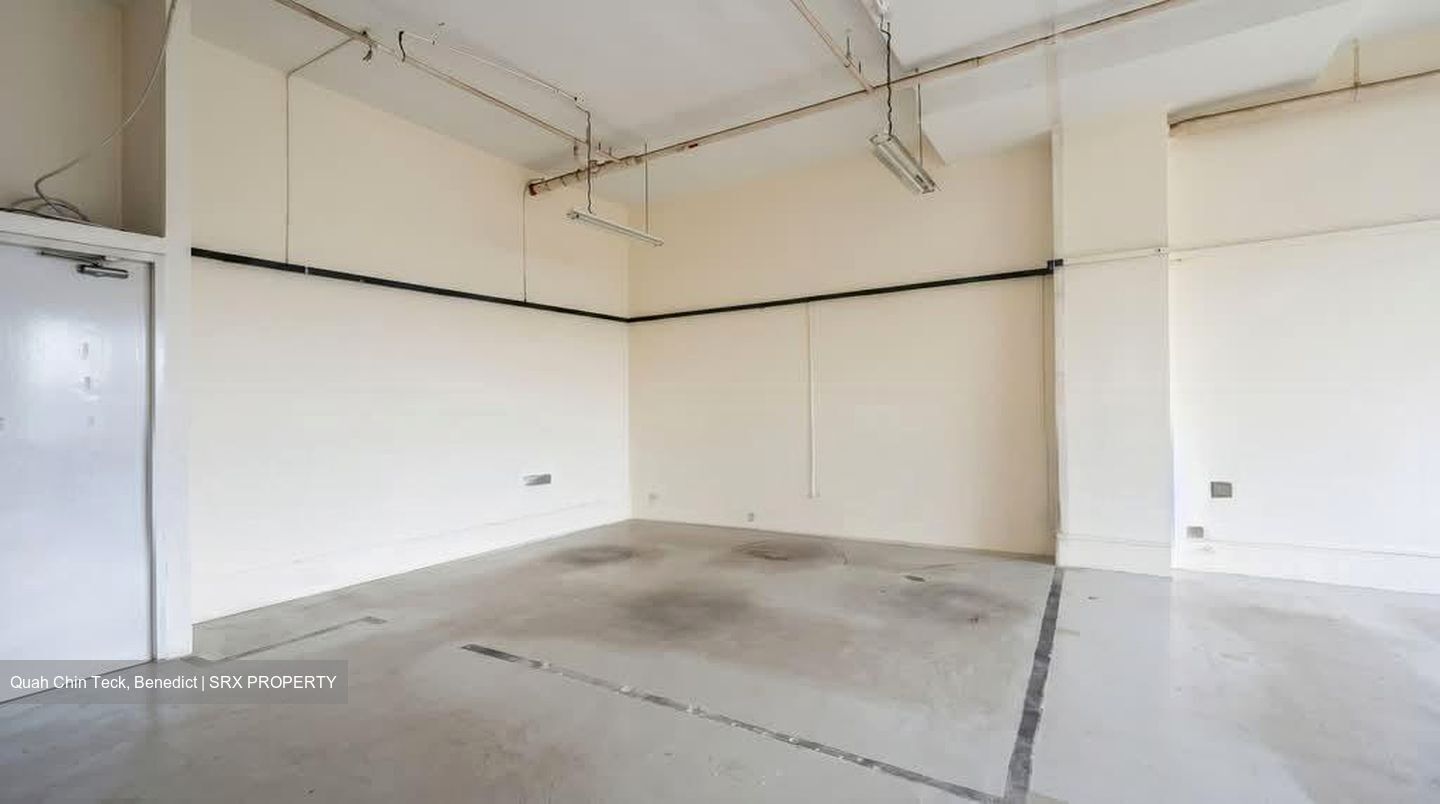 Midview Building (D23), Factory #582429551
